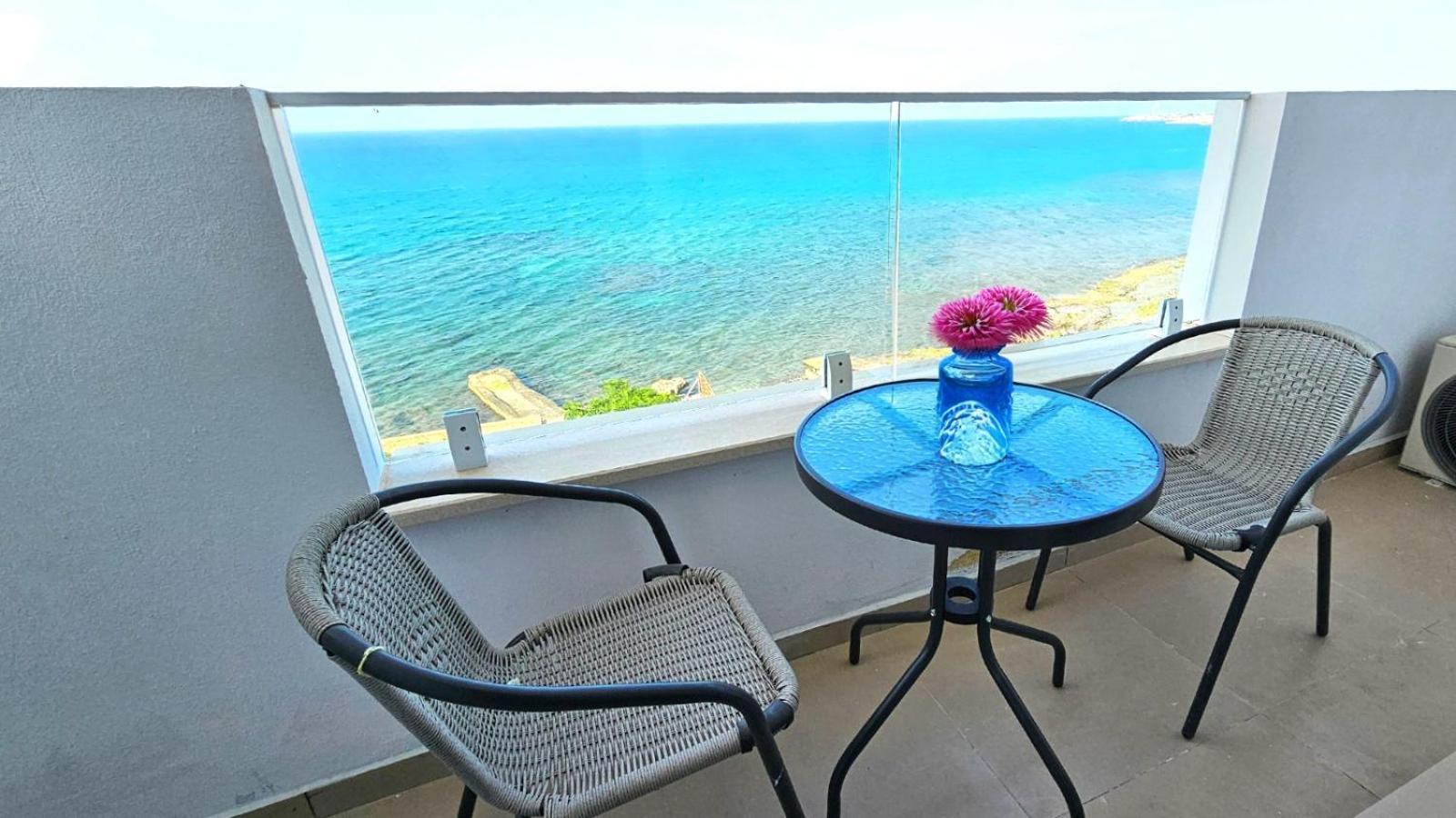 Azure Bay Hotel Agia Varvara Exterior foto